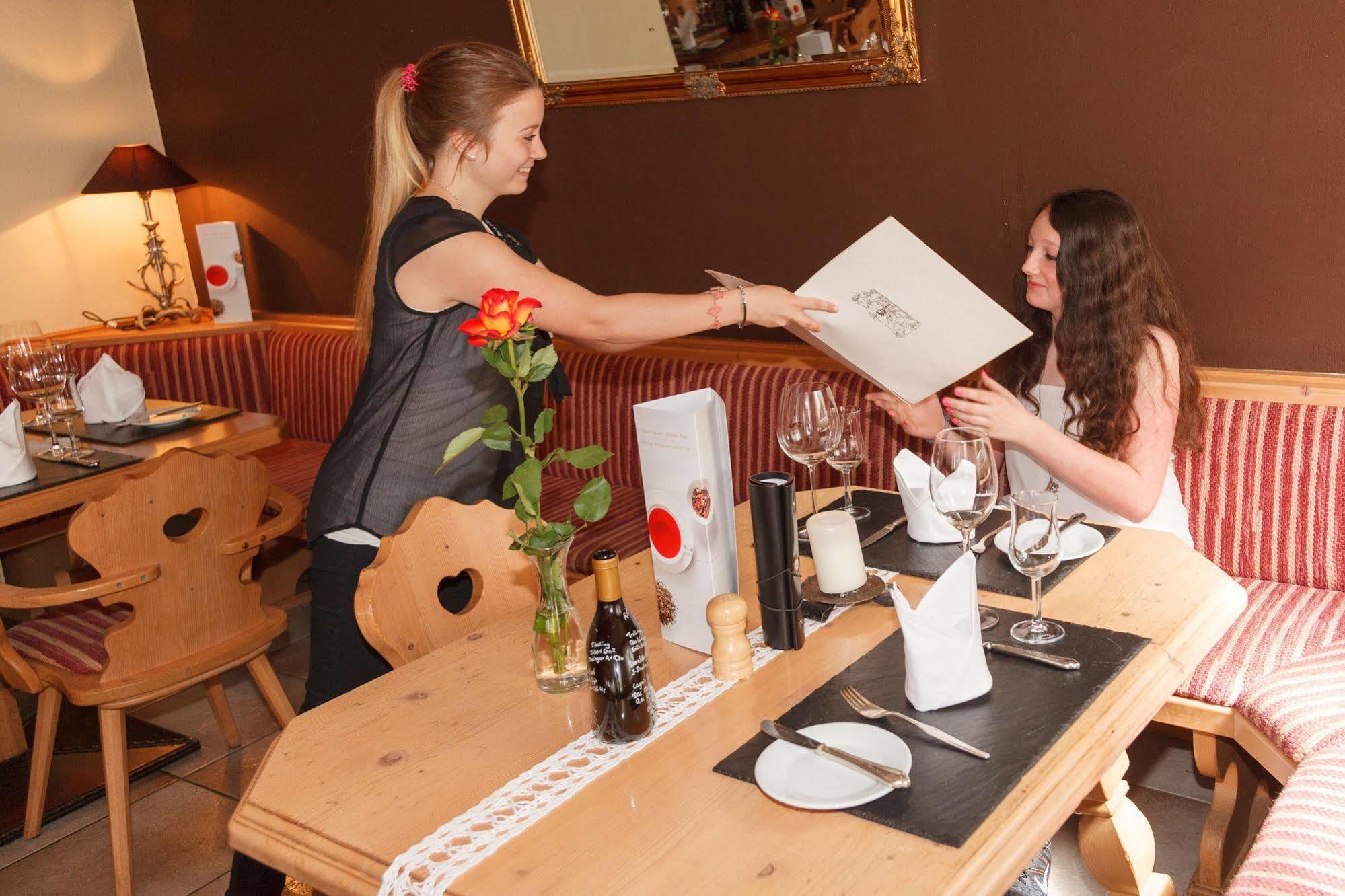 Hotel Restaurant Lindenhof باد لاسفه المظهر الخارجي الصورة