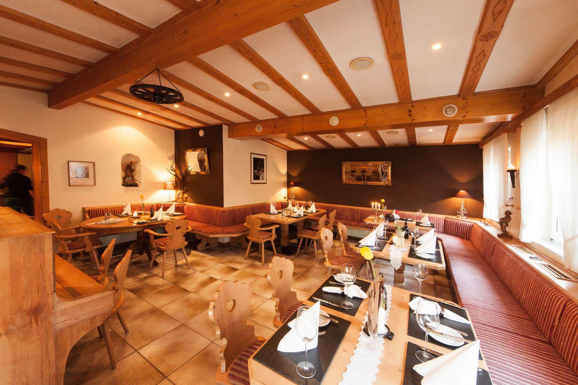 Hotel Restaurant Lindenhof باد لاسفه المظهر الخارجي الصورة